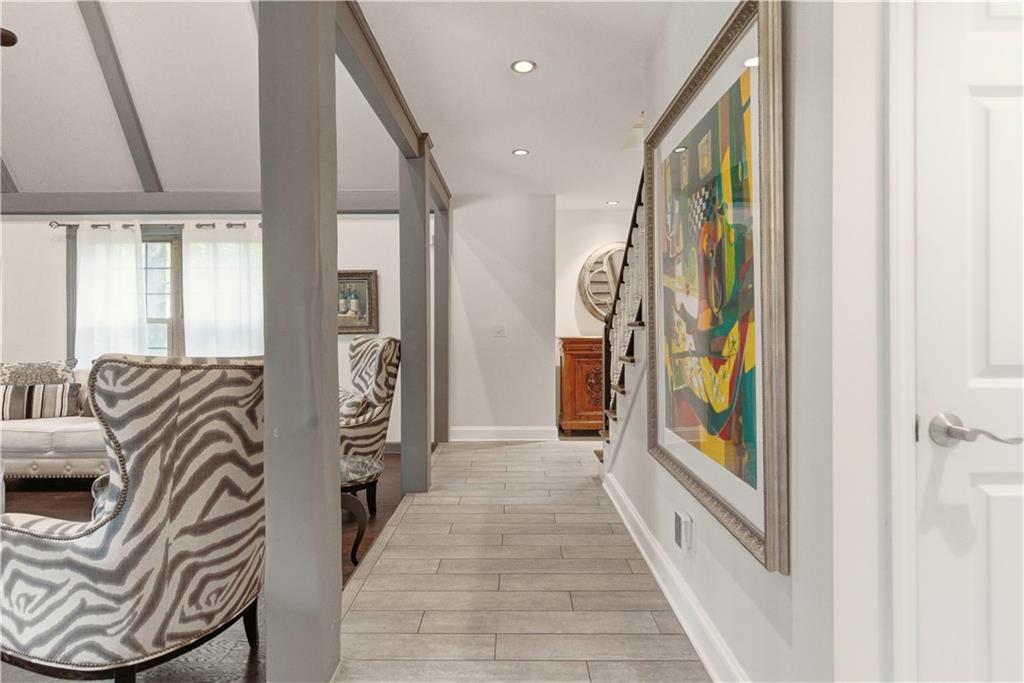 3523 W 100th Terrace