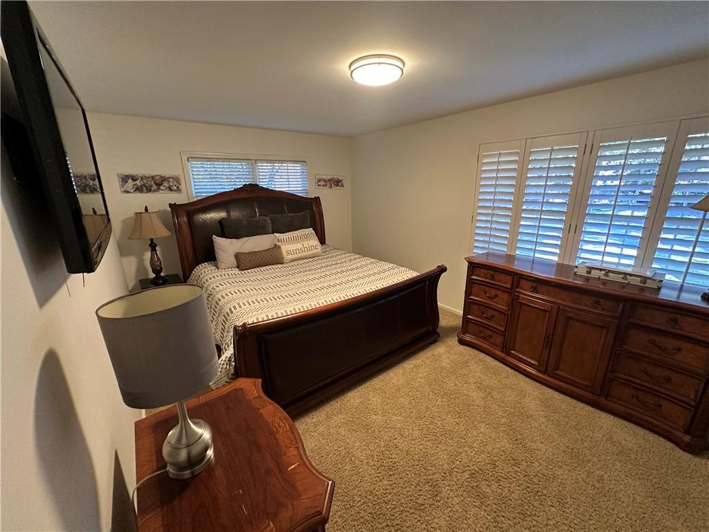 3523 W 100th Terrace