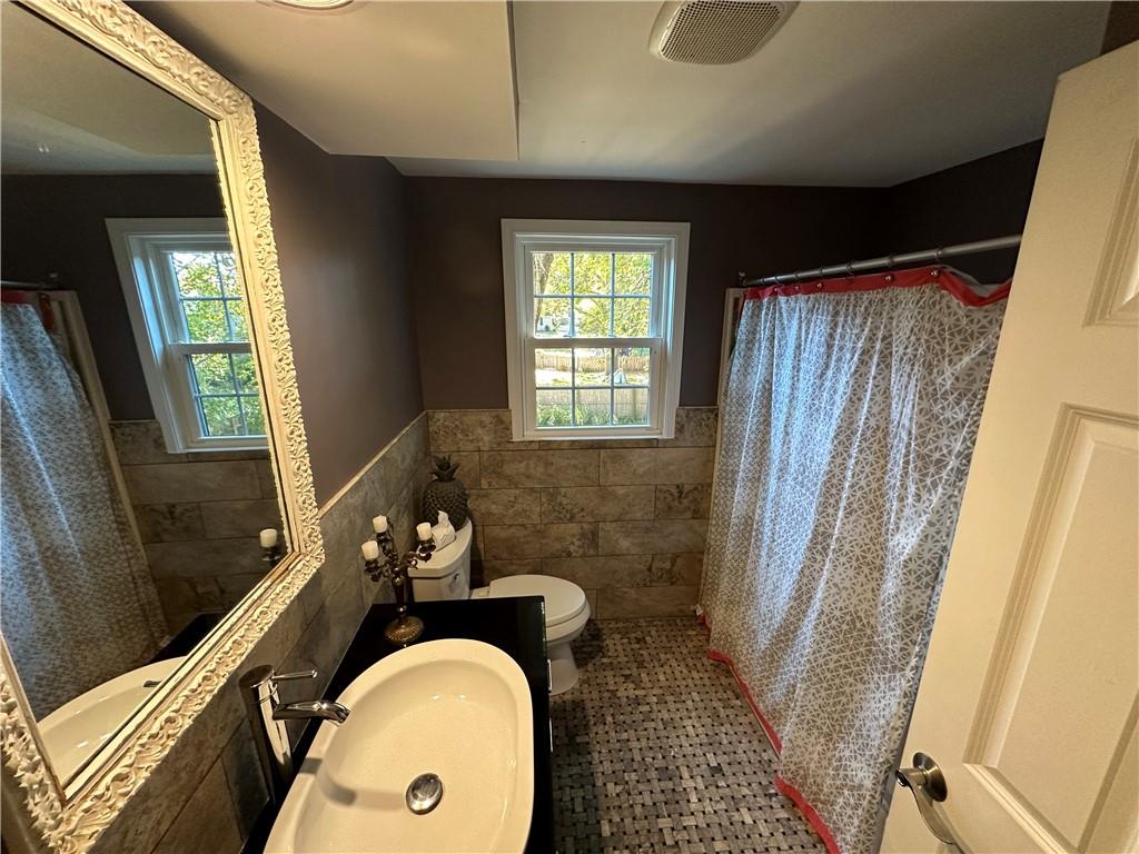 3523 W 100th Terrace