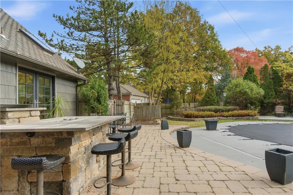 3523 W 100th Terrace