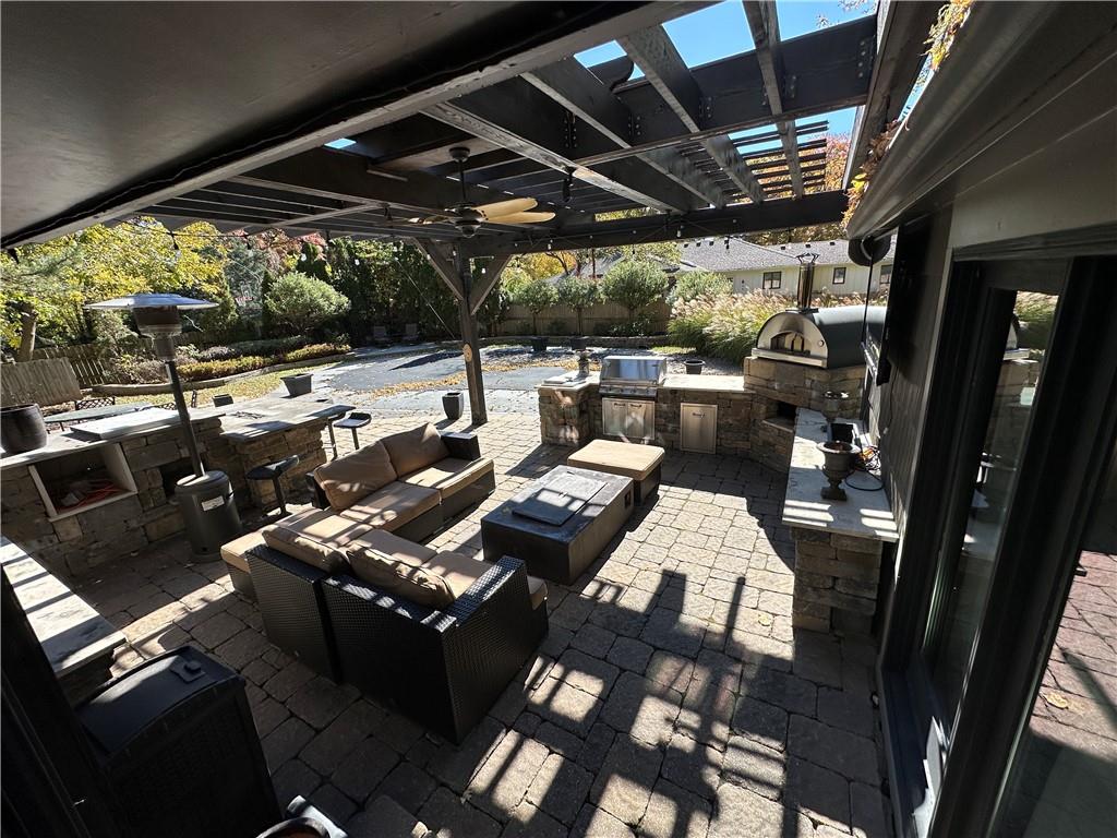 3523 W 100th Terrace