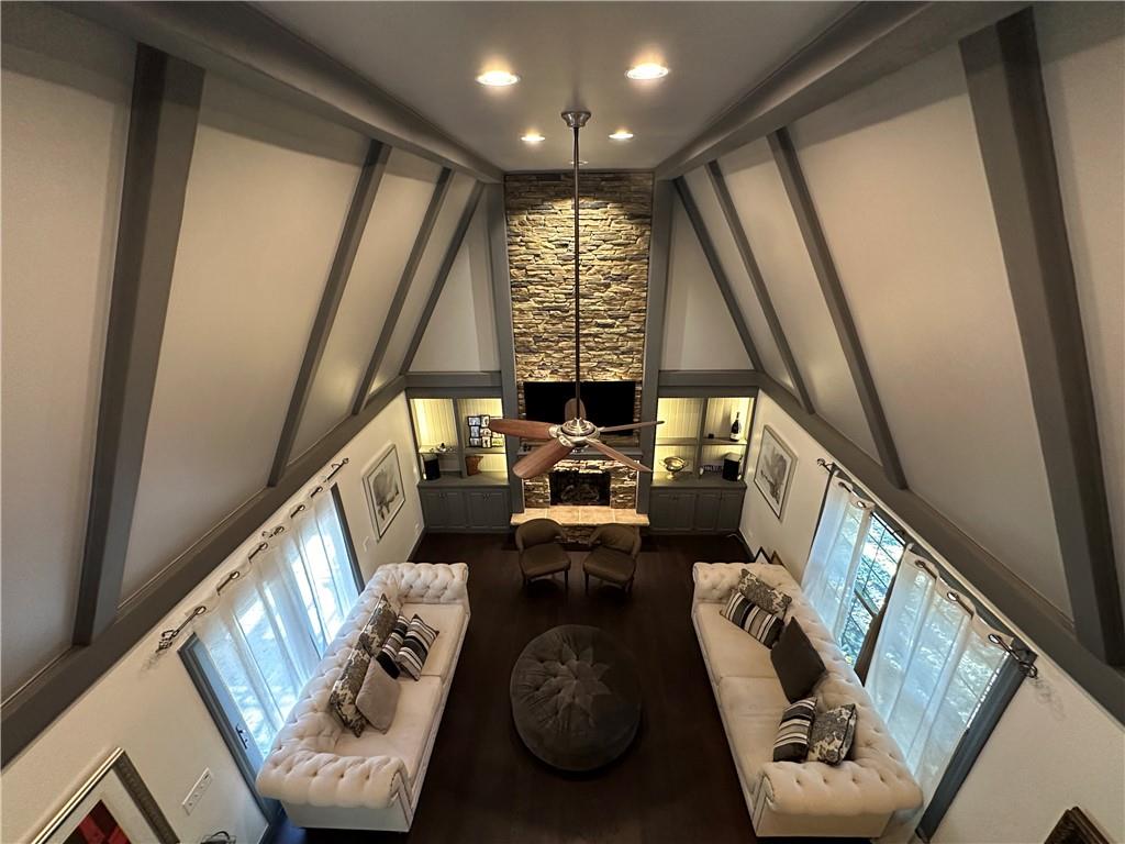 3523 W 100th Terrace