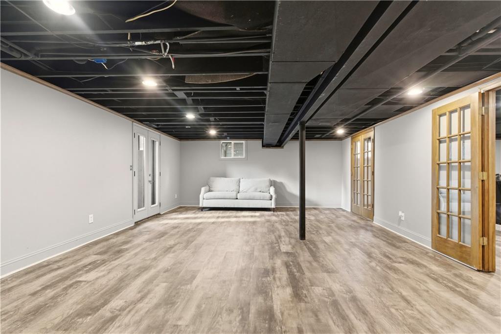 3523 W 100th Terrace