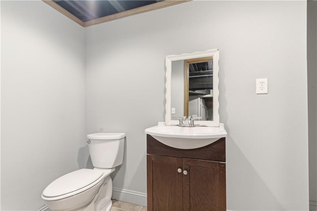 3523 W 100th Terrace