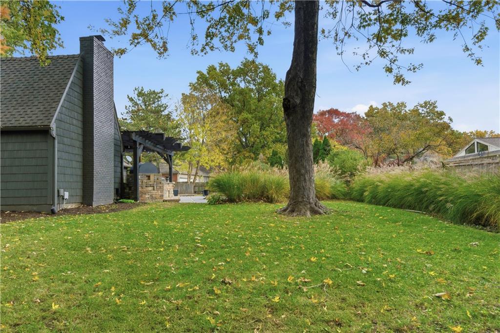 3523 W 100th Terrace