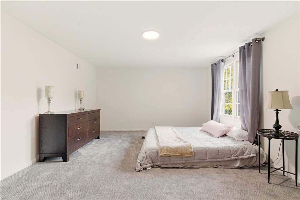 3523 W 100th Terrace