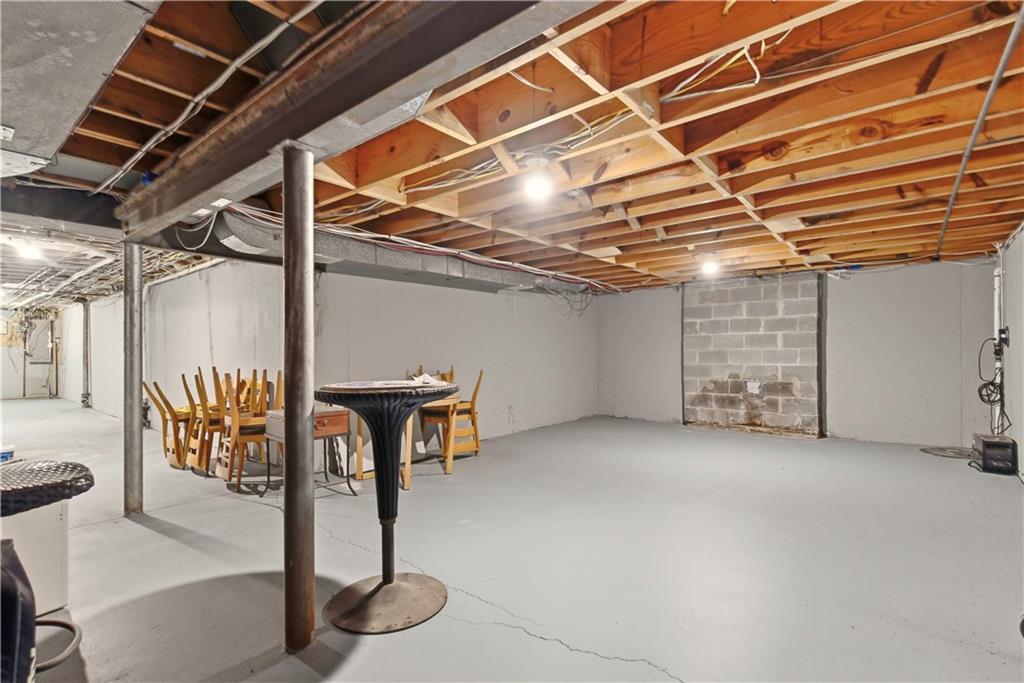 3523 W 100th Terrace