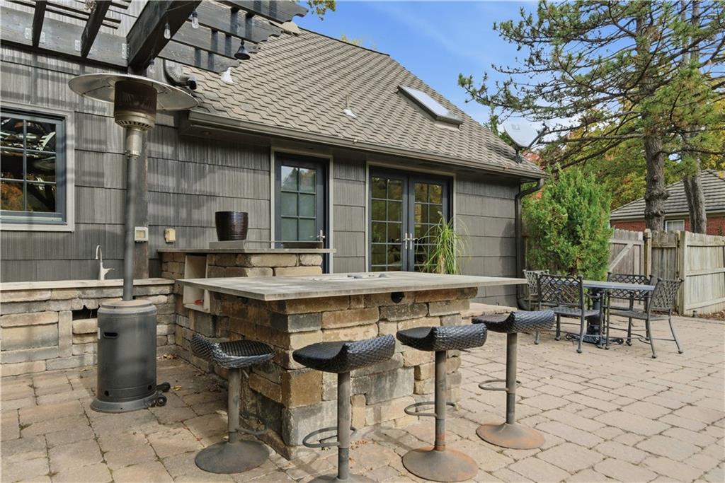 3523 W 100th Terrace