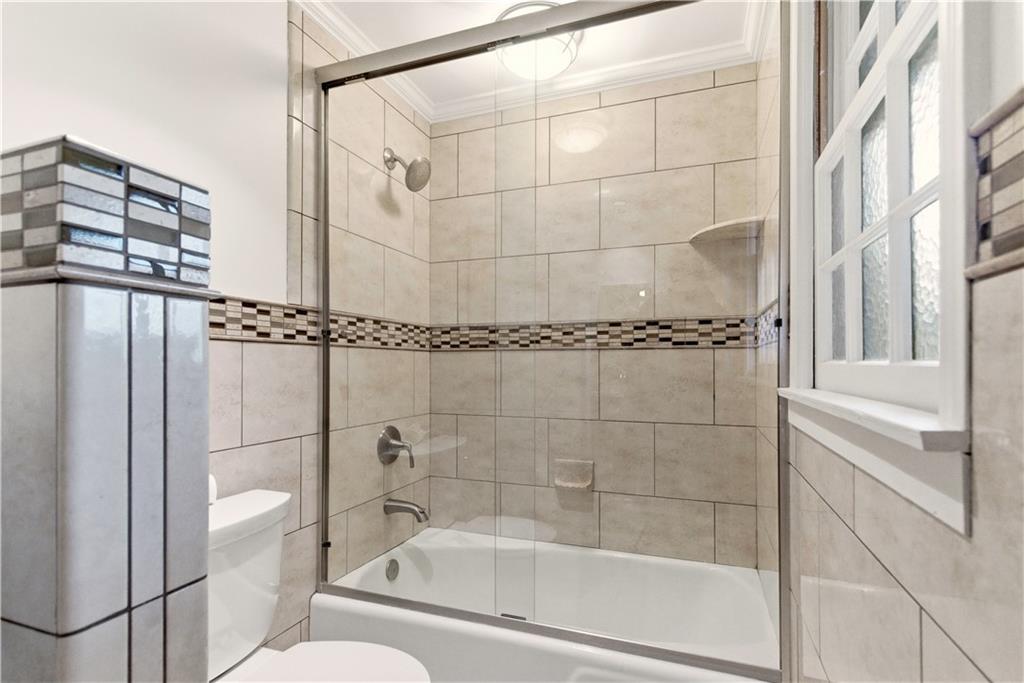 3523 W 100th Terrace