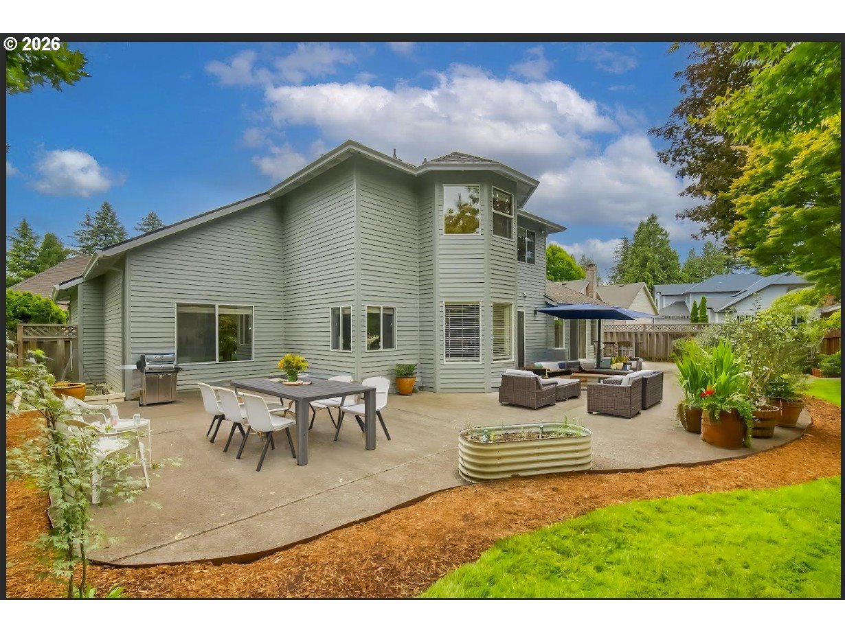 16323 NE Eugene CT