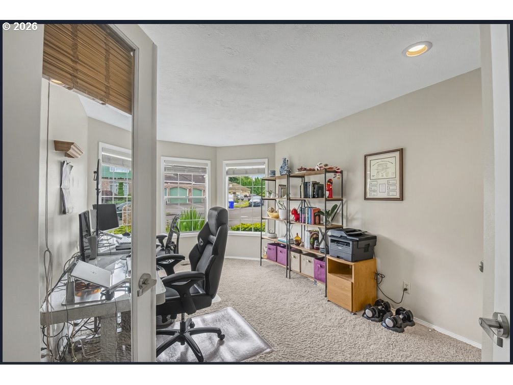 16323 NE Eugene CT
