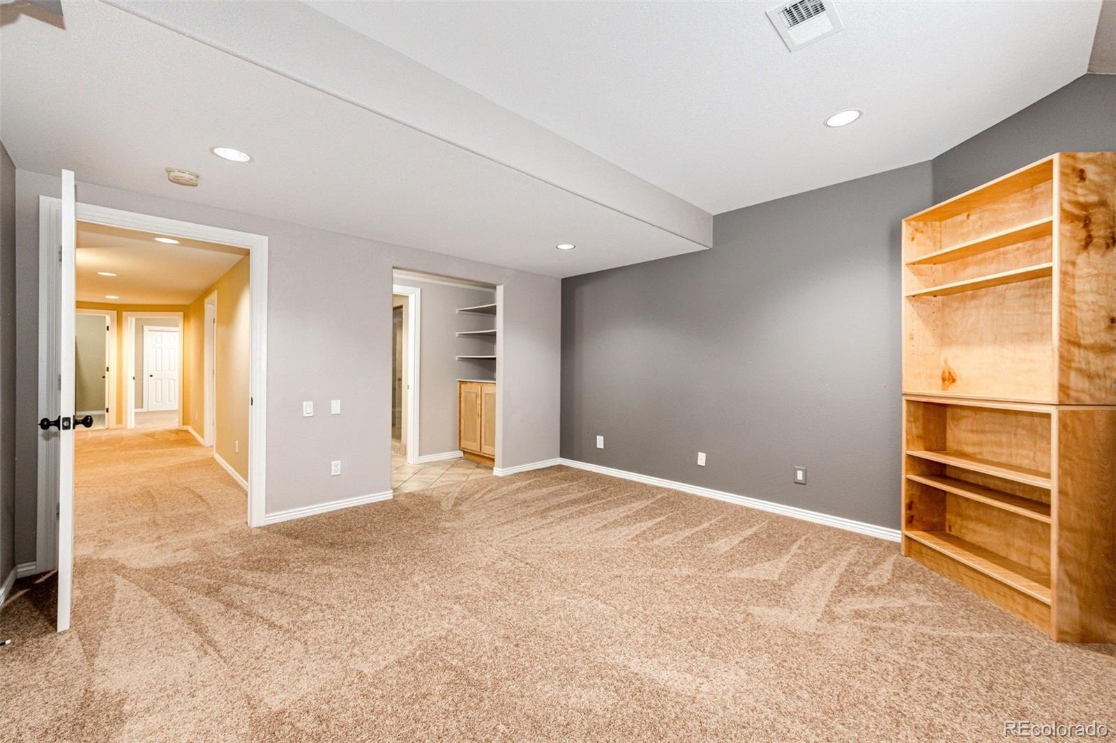 7194 Tenby Way