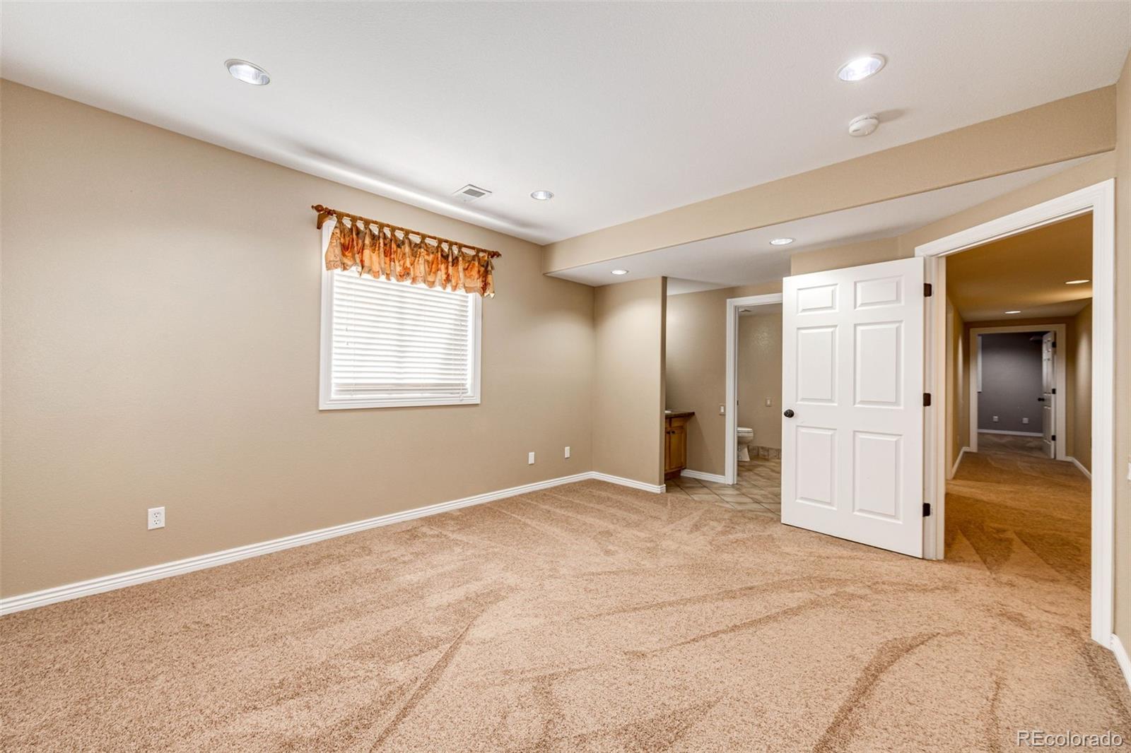 7194 Tenby Way