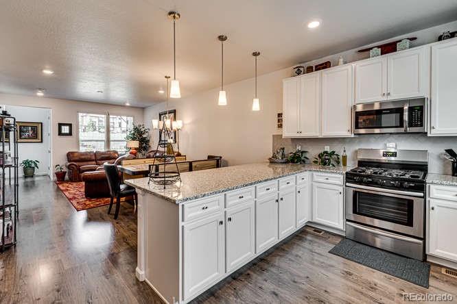 1566 Castle Creek Circle