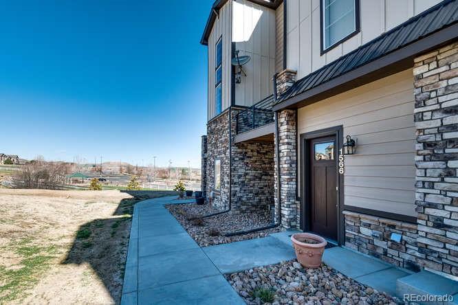 1566 Castle Creek Circle
