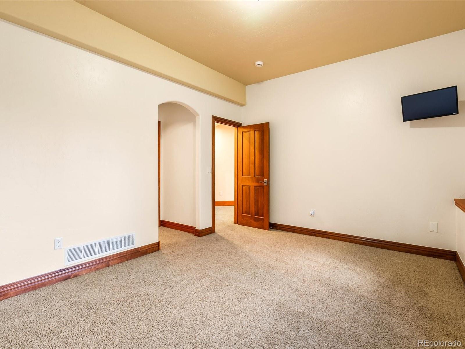 17098 Woodridge Court