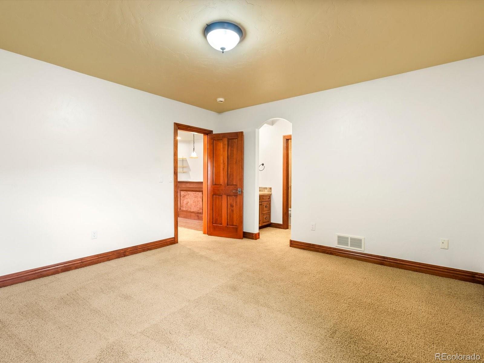 17098 Woodridge Court