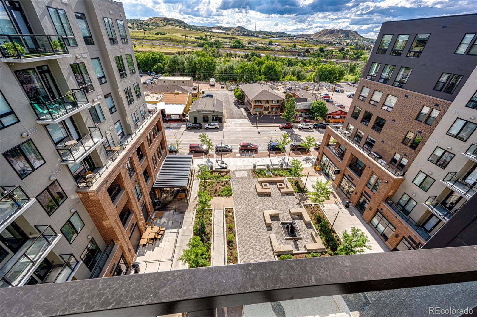 20 Wilcox Street Unit: 711