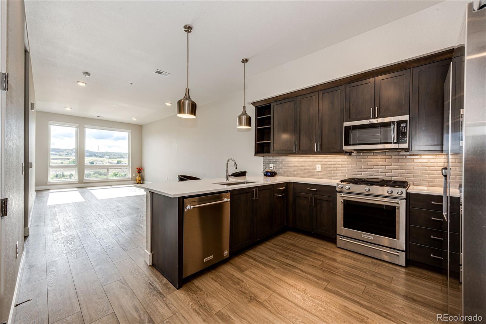 20 Wilcox Street Unit: 711
