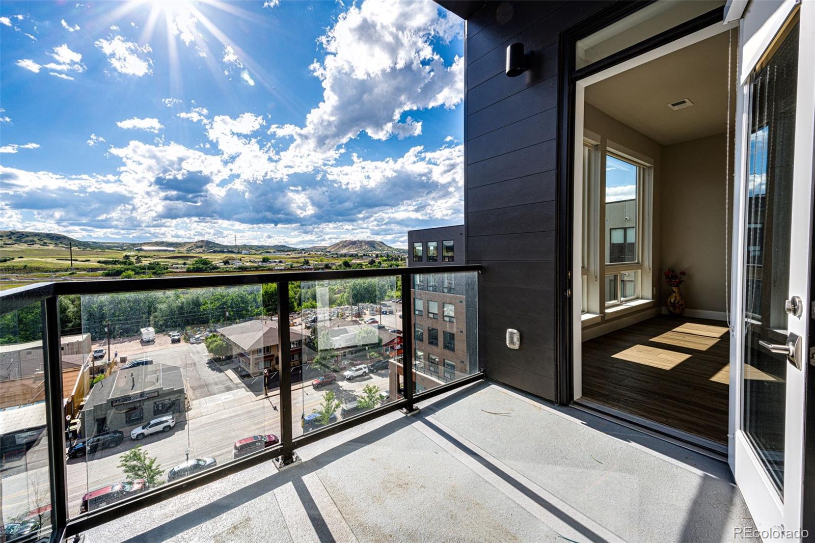 20 Wilcox Street Unit: 711