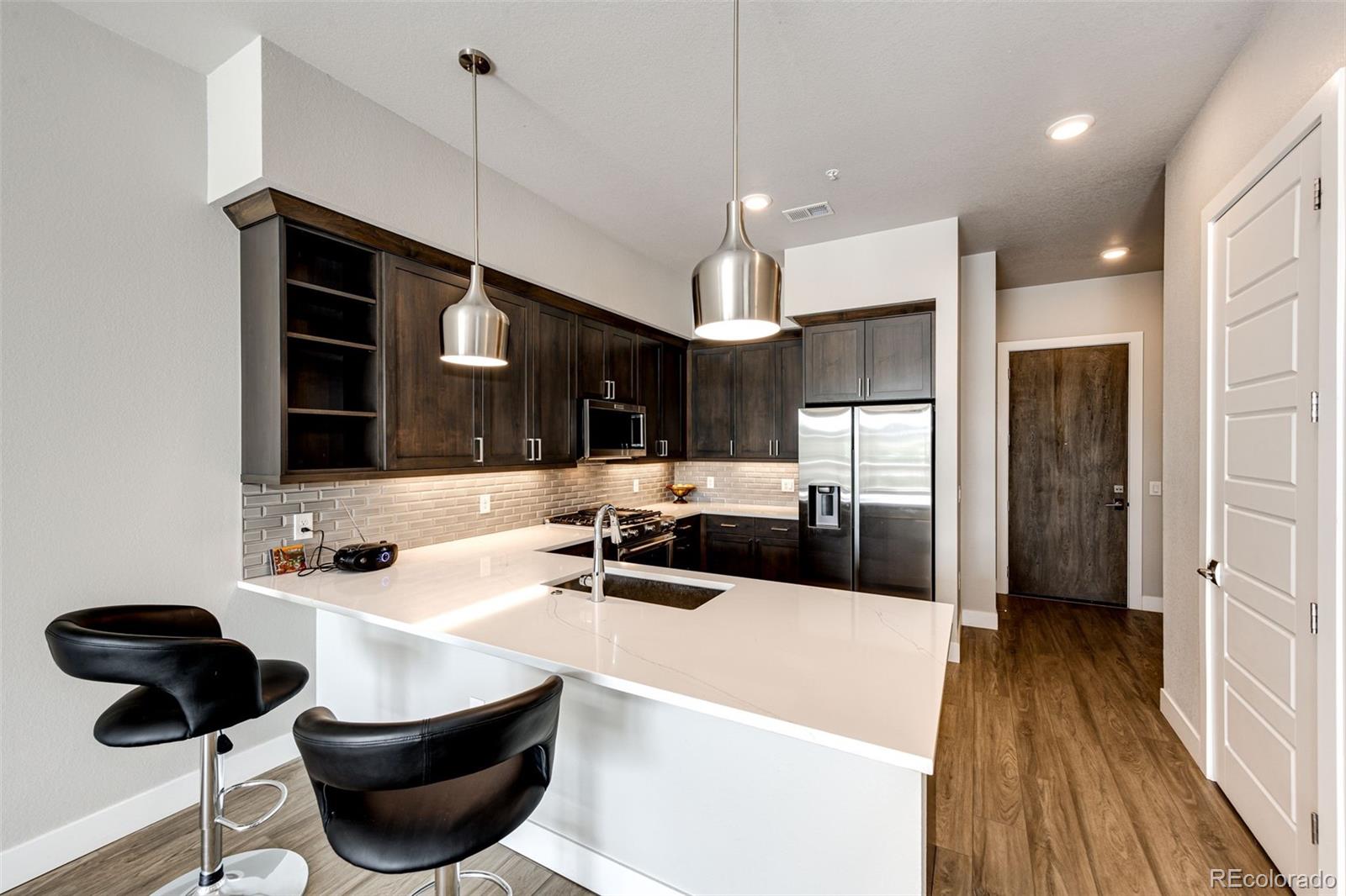 20 Wilcox Street Unit: 711