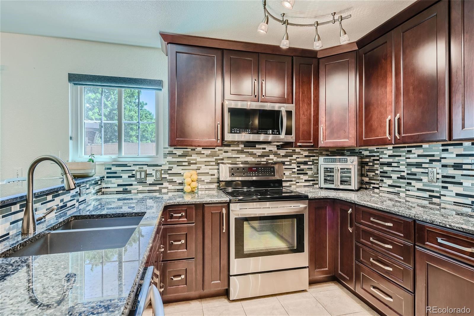 3692 S Quatar Way