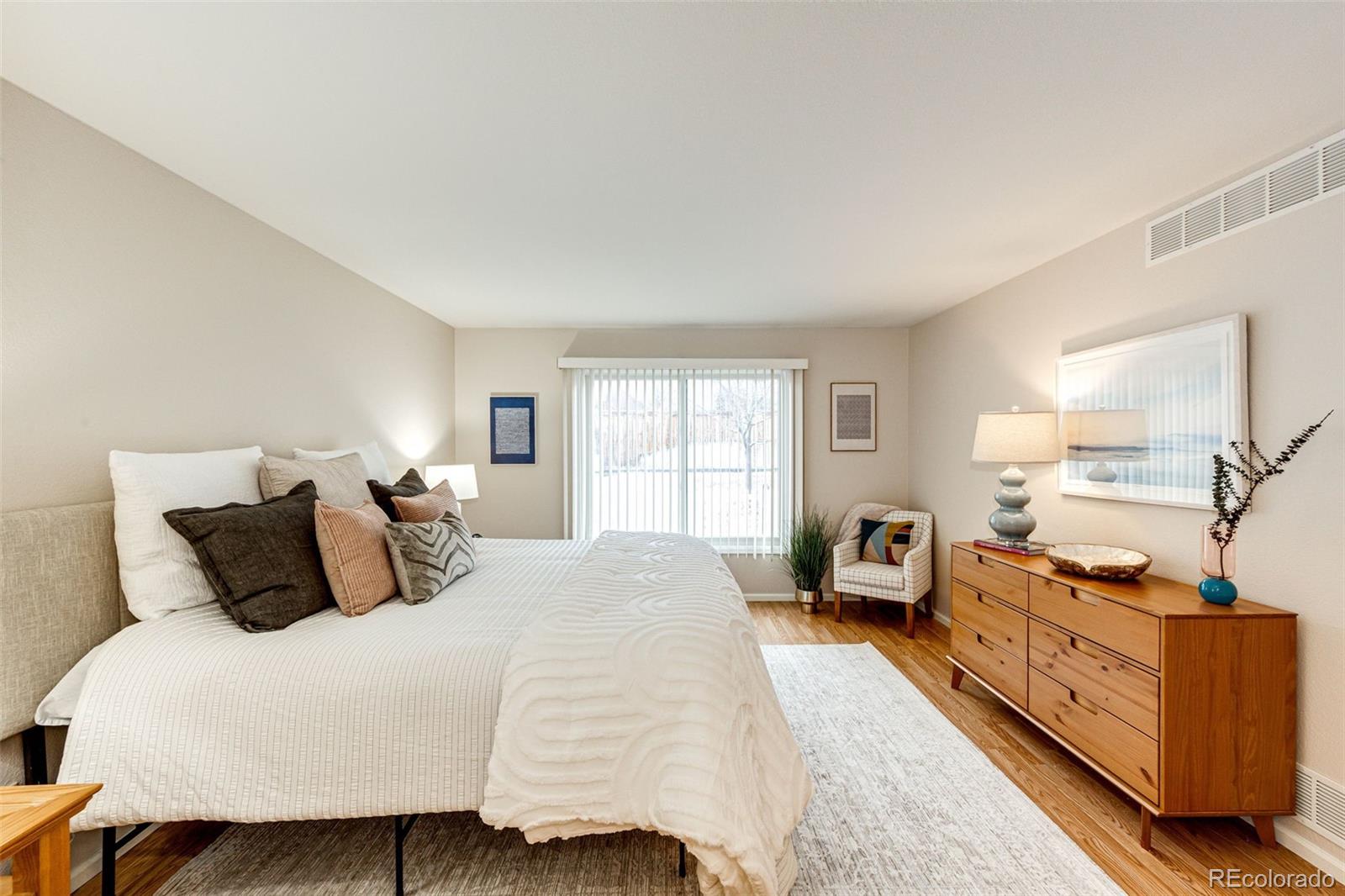 8861 Greenwich Street