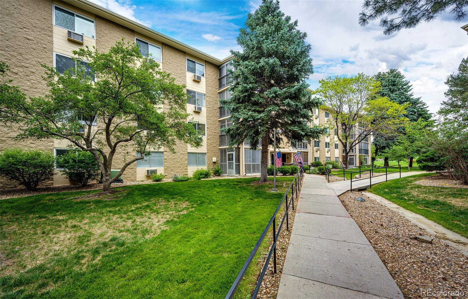 3082 S Wheeling Way Unit: 105
