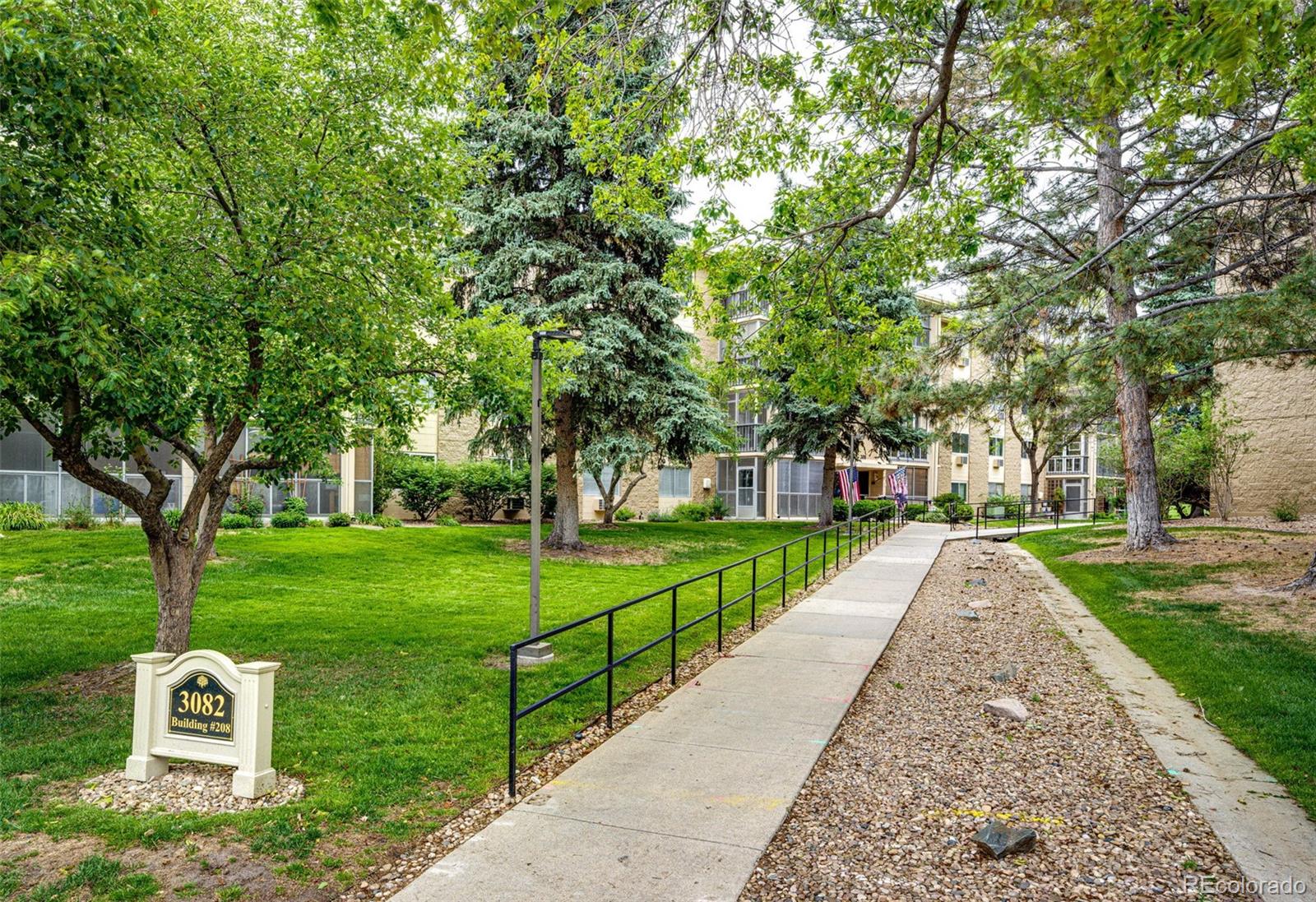3082 S Wheeling Way Unit: 105