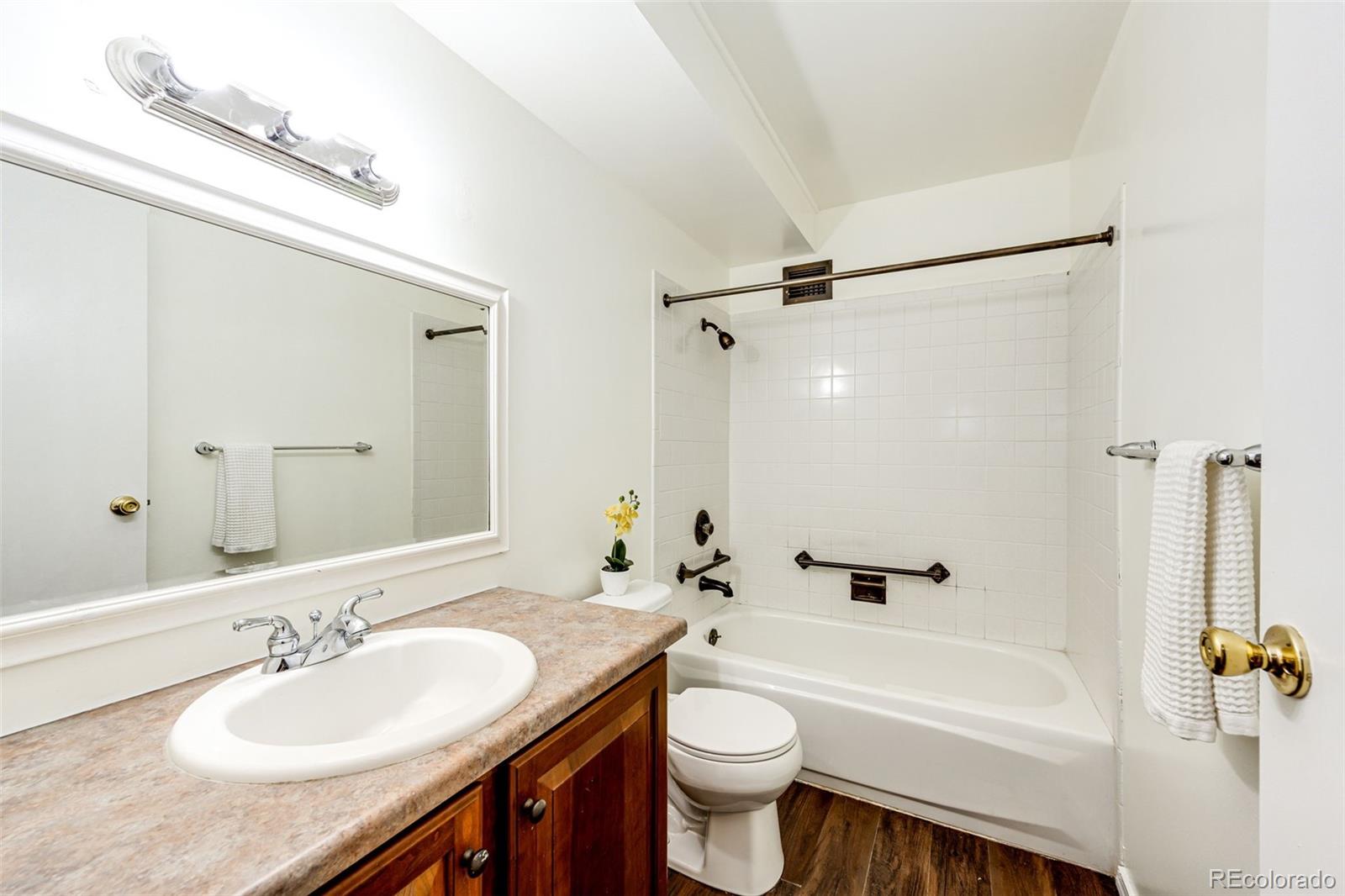 3082 S Wheeling Way Unit: 105
