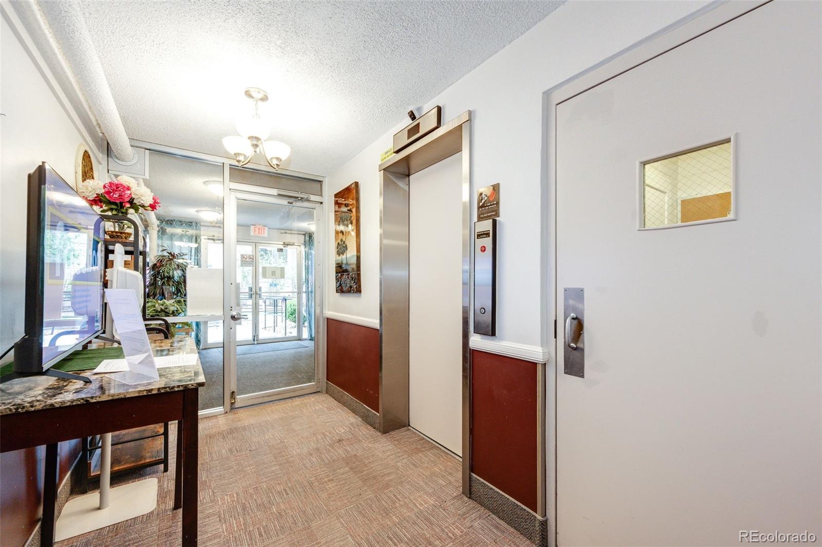 3082 S Wheeling Way Unit: 105