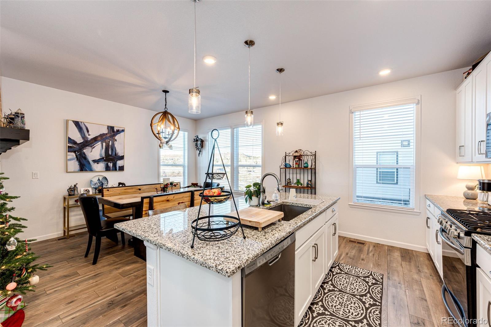 1532 Castle Creek Circle