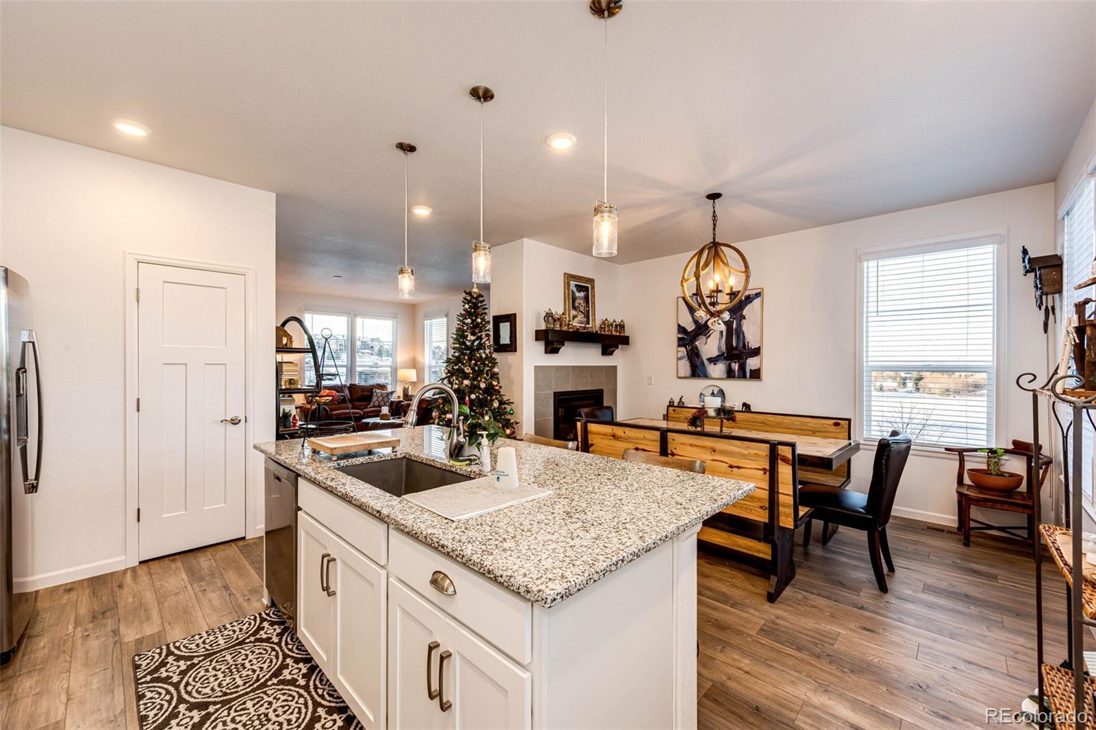 1532 Castle Creek Circle
