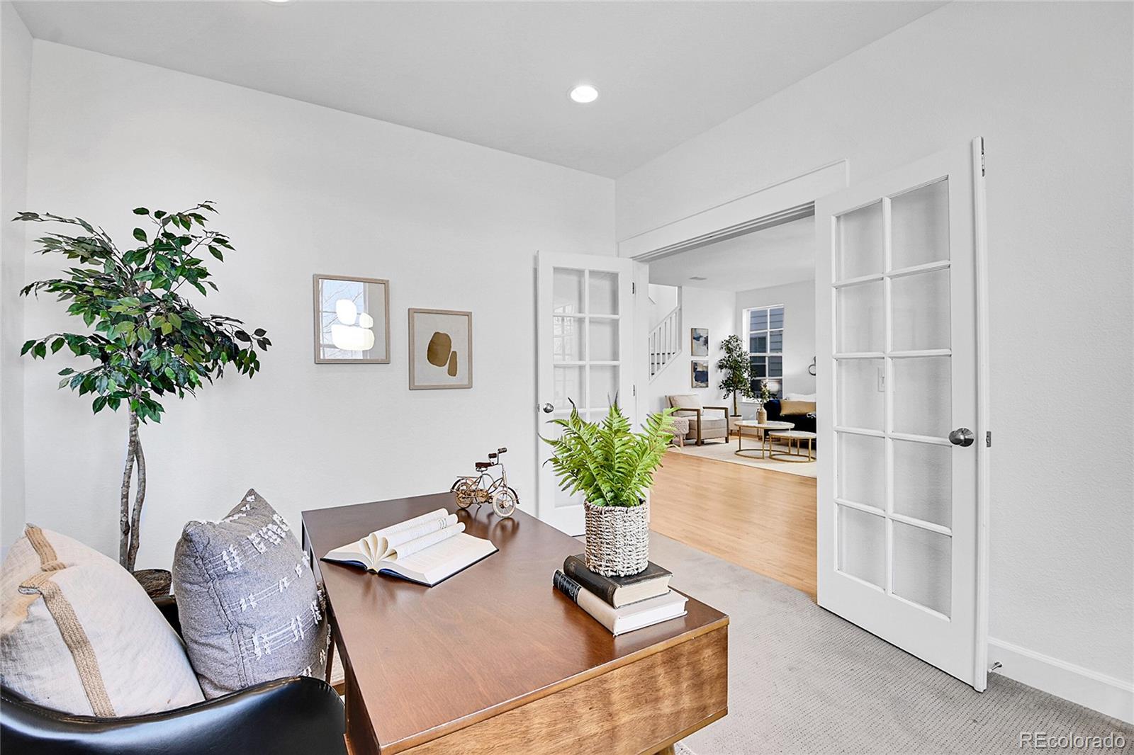 2667 Xanthia Court