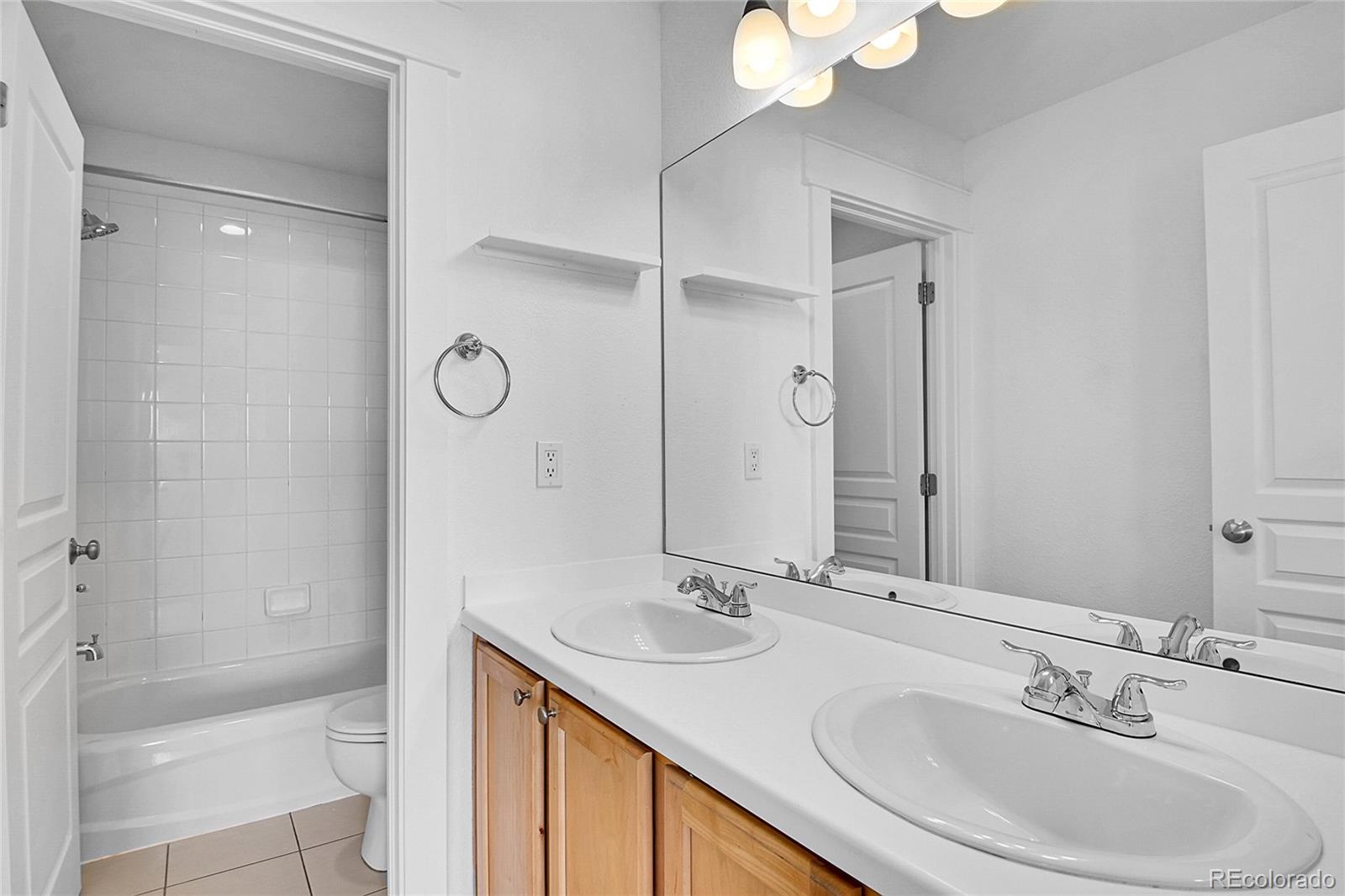2667 Xanthia Court