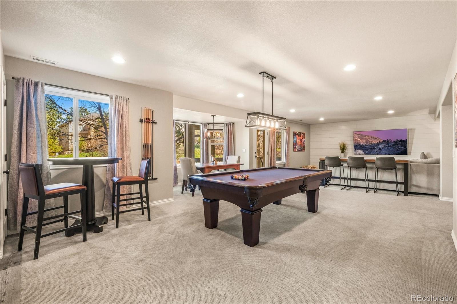 907 Greenridge Lane