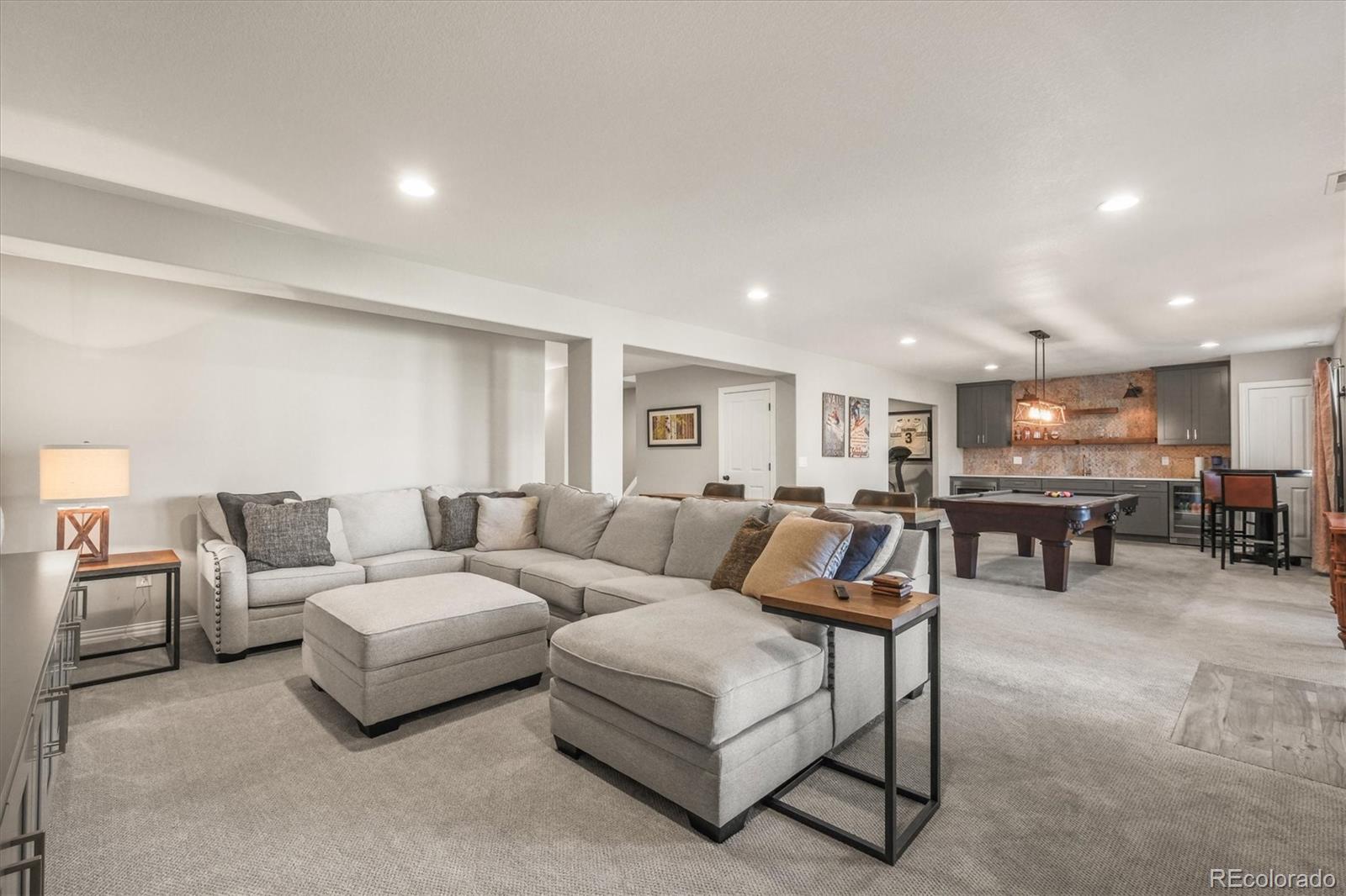 907 Greenridge Lane