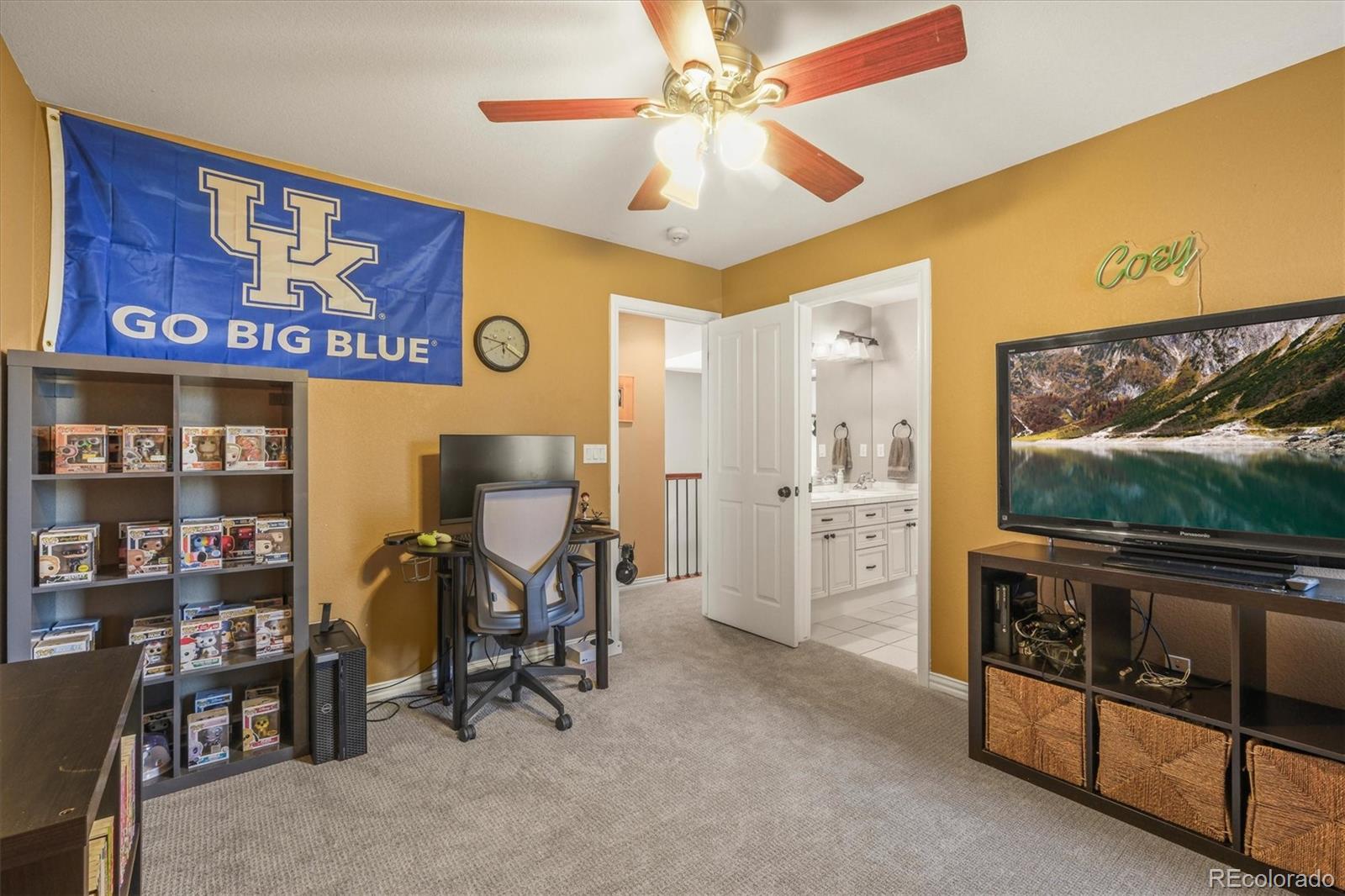 907 Greenridge Lane