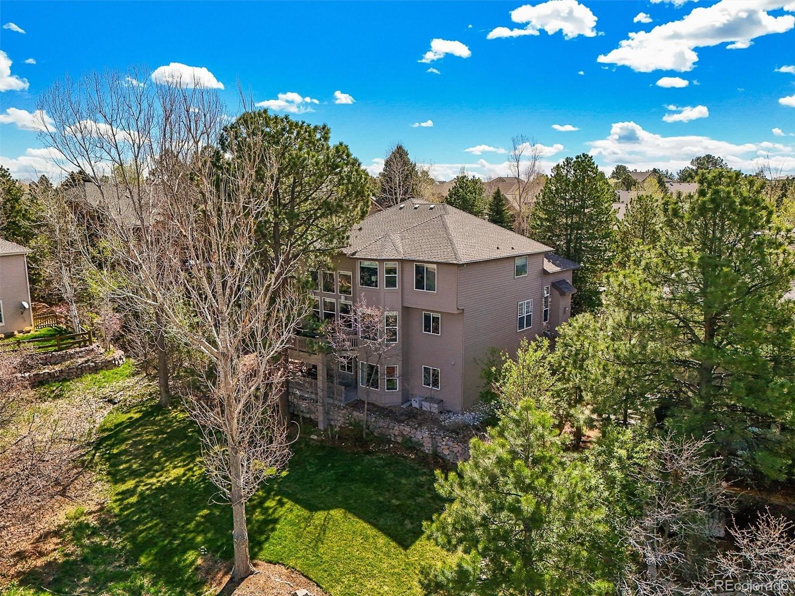 907 Greenridge Lane