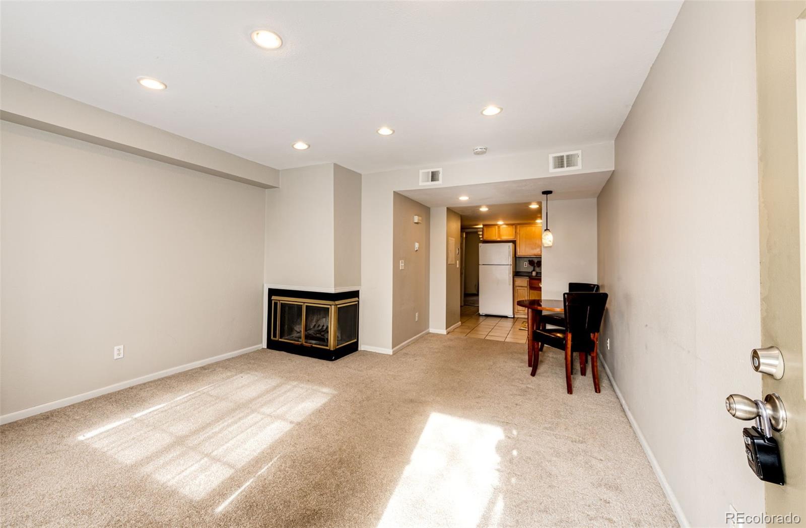 1885 S Quebec Way Unit: 16