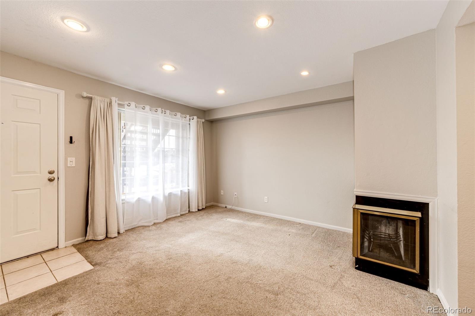1885 S Quebec Way Unit: 16