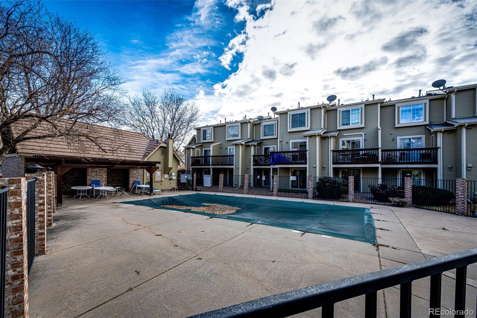 1885 S Quebec Way Unit: 16