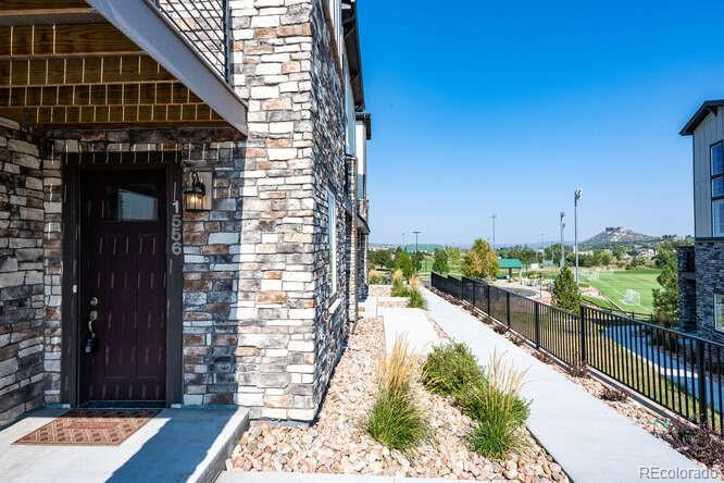 1556 Castle Creek Circle