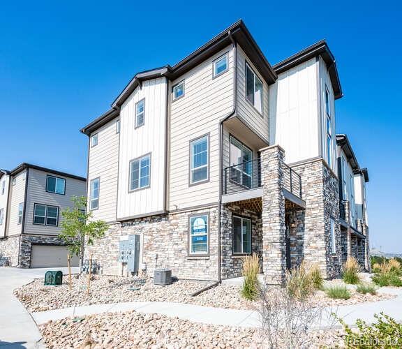 1556 Castle Creek Circle