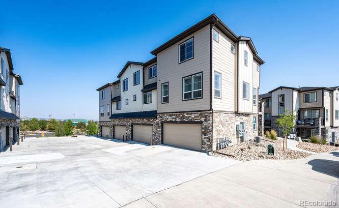 1556 Castle Creek Circle