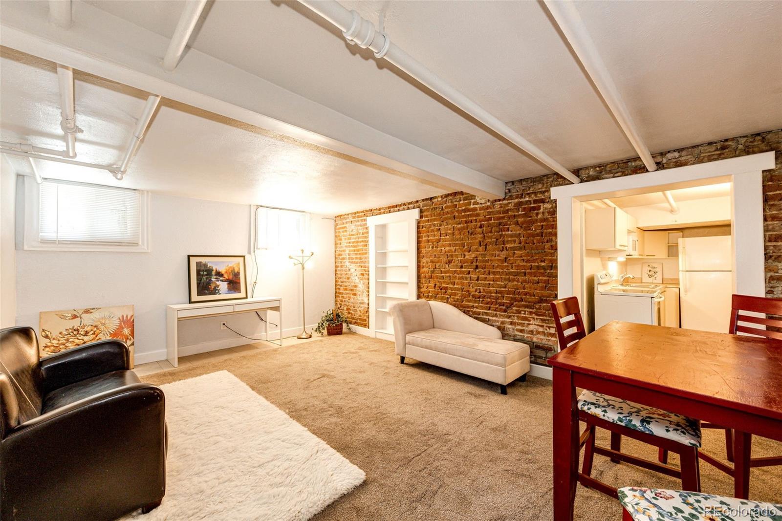 1401 Fillmore Street Unit: 5