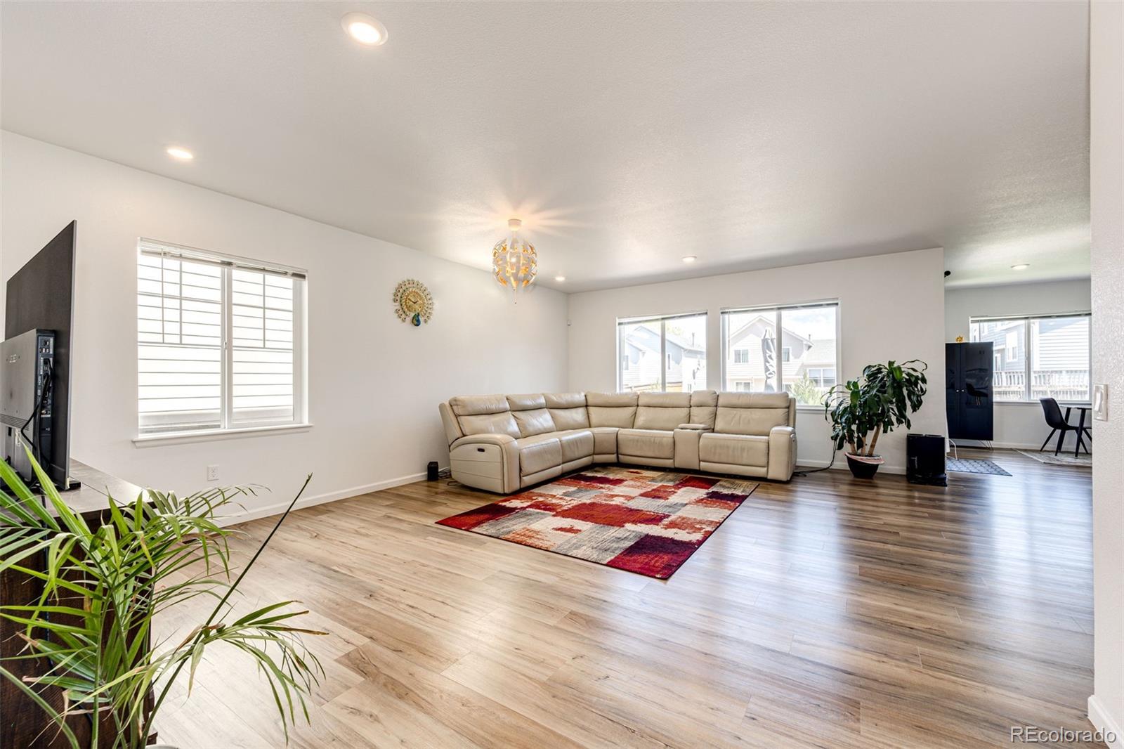 10964 Hayloft Street