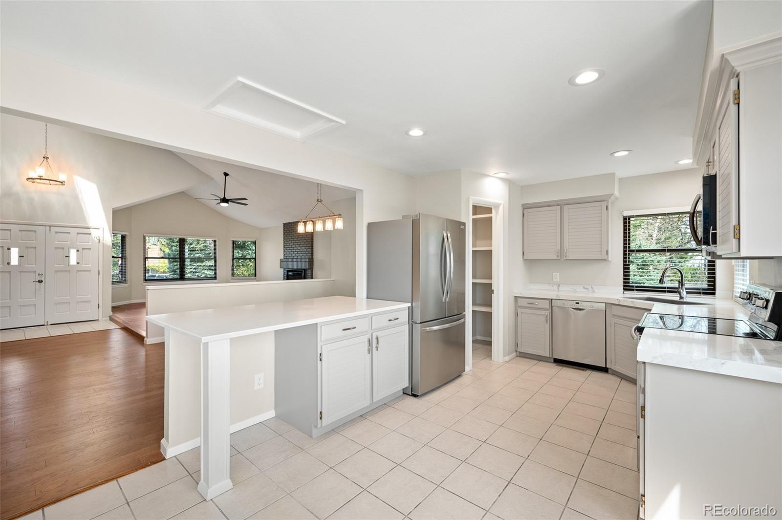 18 Brixham Court