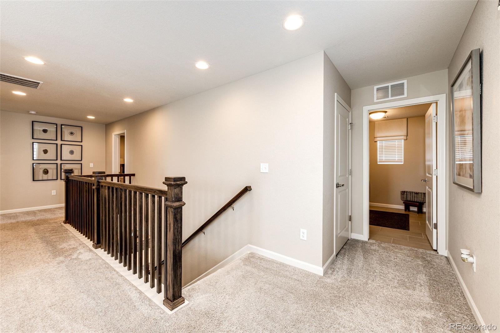 350 Vista Cliff Circle
