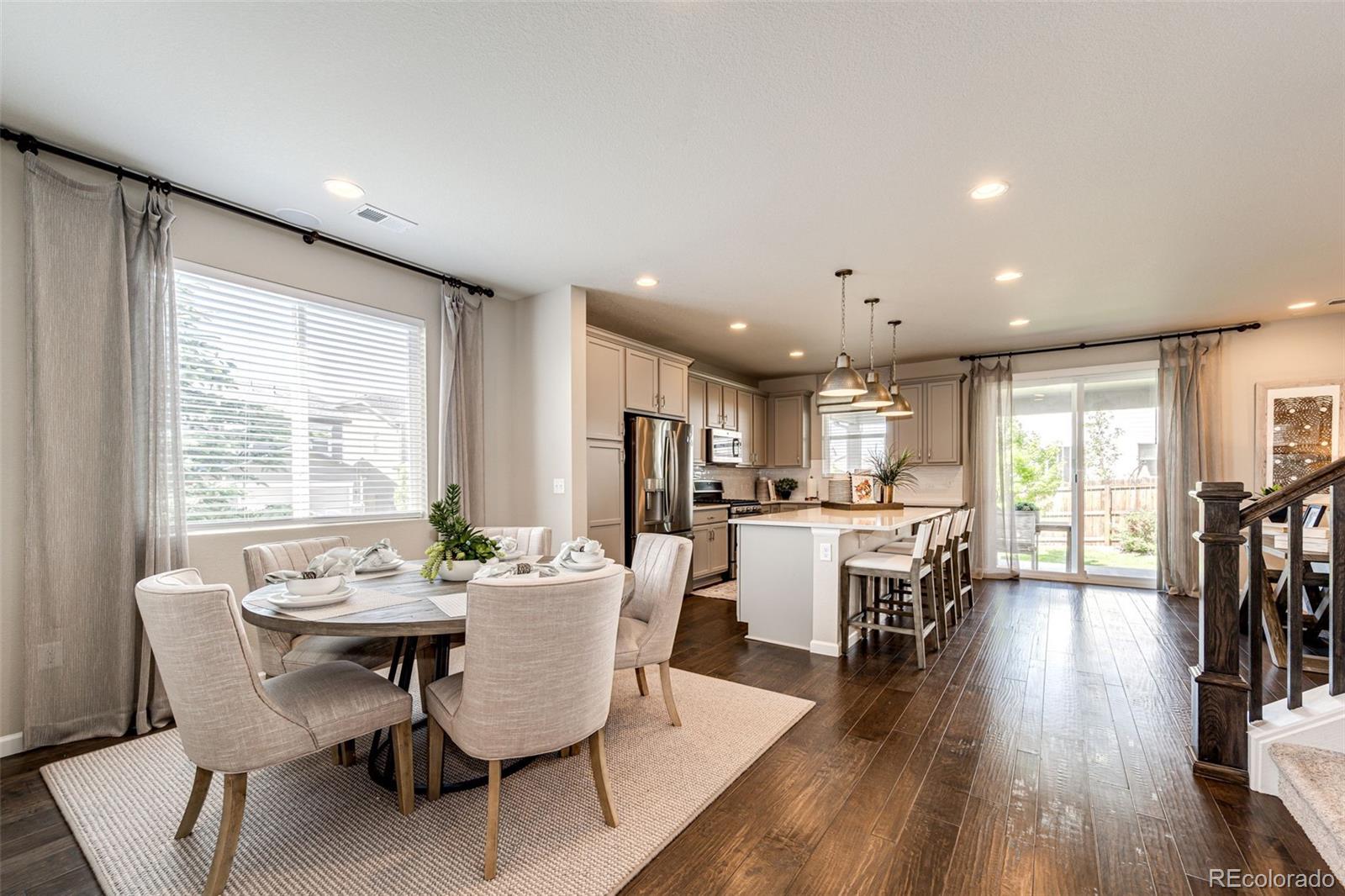 350 Vista Cliff Circle